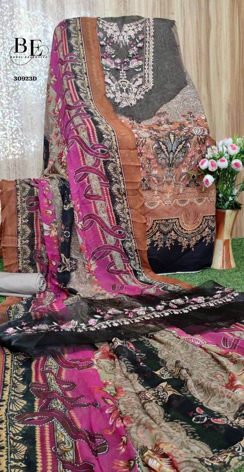 PAKISTANI SERIES  B -30923D open pic by Deepsy